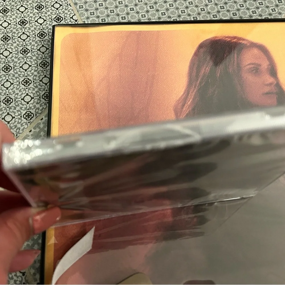 Carly Pearce VIP bundle - Picture 6 of 7